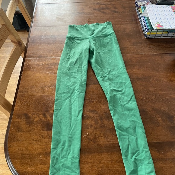 TNA action green butter leggings - Picture 2 of 5